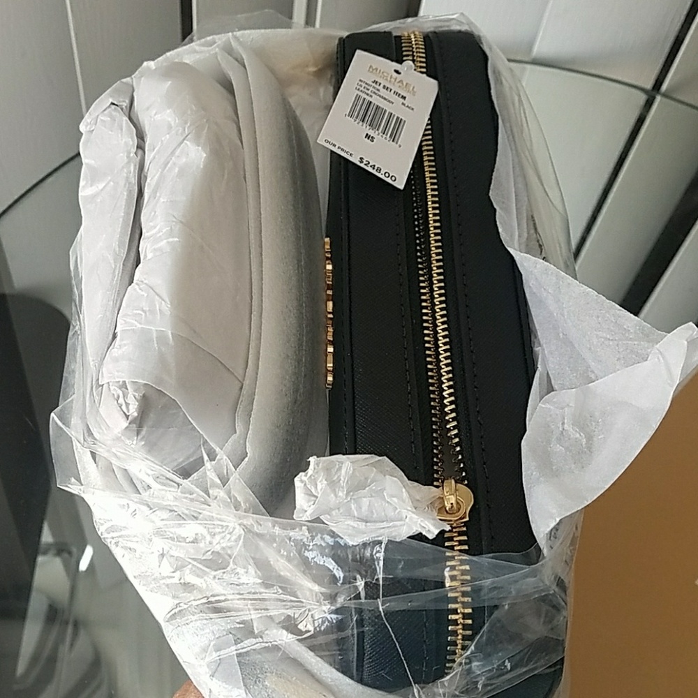 New 2019 crossbody saffiano leather AUTHENTIC - Picture 8 of 8